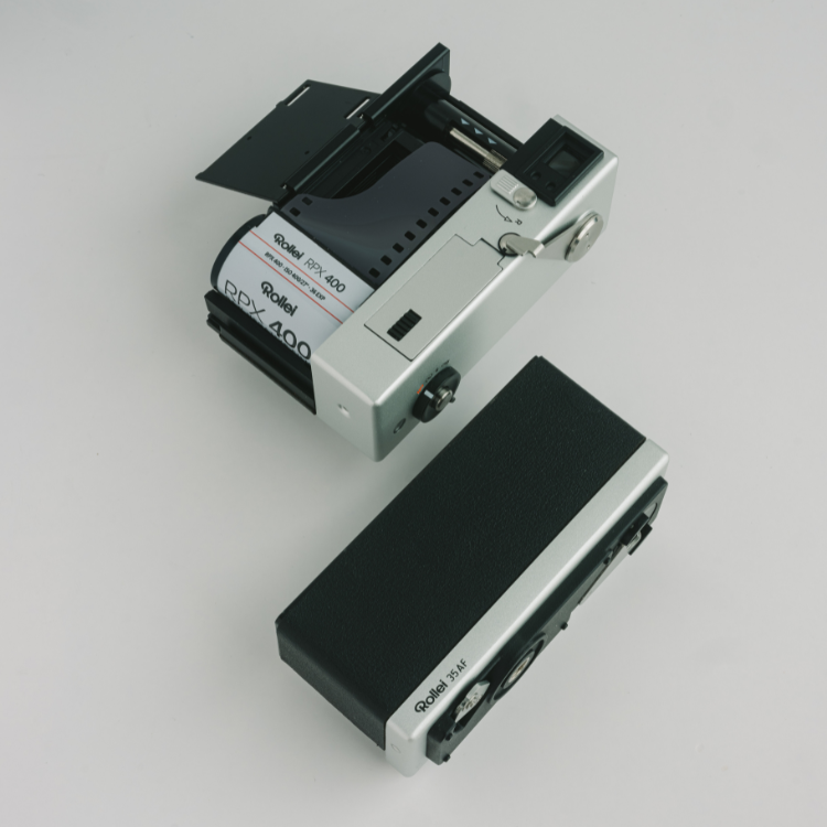 Rollei 35 RF ローライ フィルム カメラ 日本製 動作確認済 美品+ Rollei 35 RF ローライ フィルム カメラ 日本製 動作確認済 美品+
